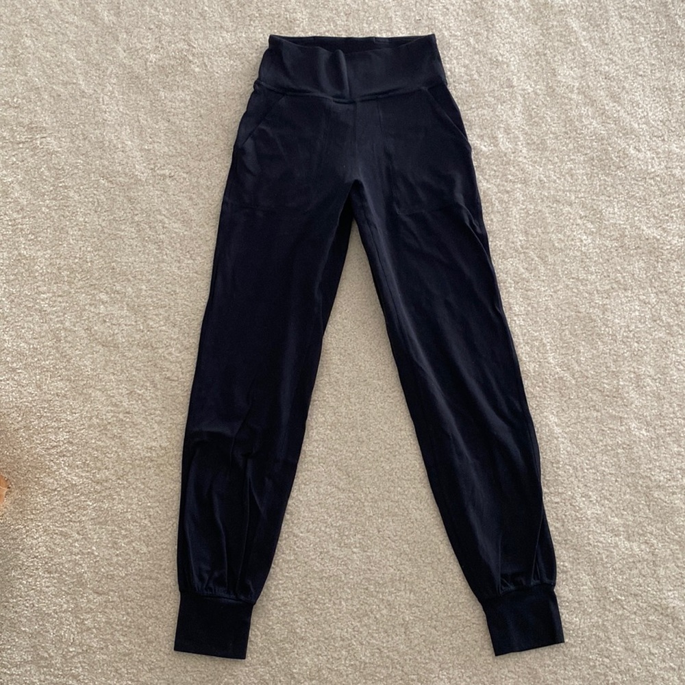 Lululemon Black Align High-Rise Jogger Size 2